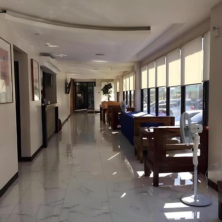 Oyo 195 Ranchotel - Binan Luaran gambar