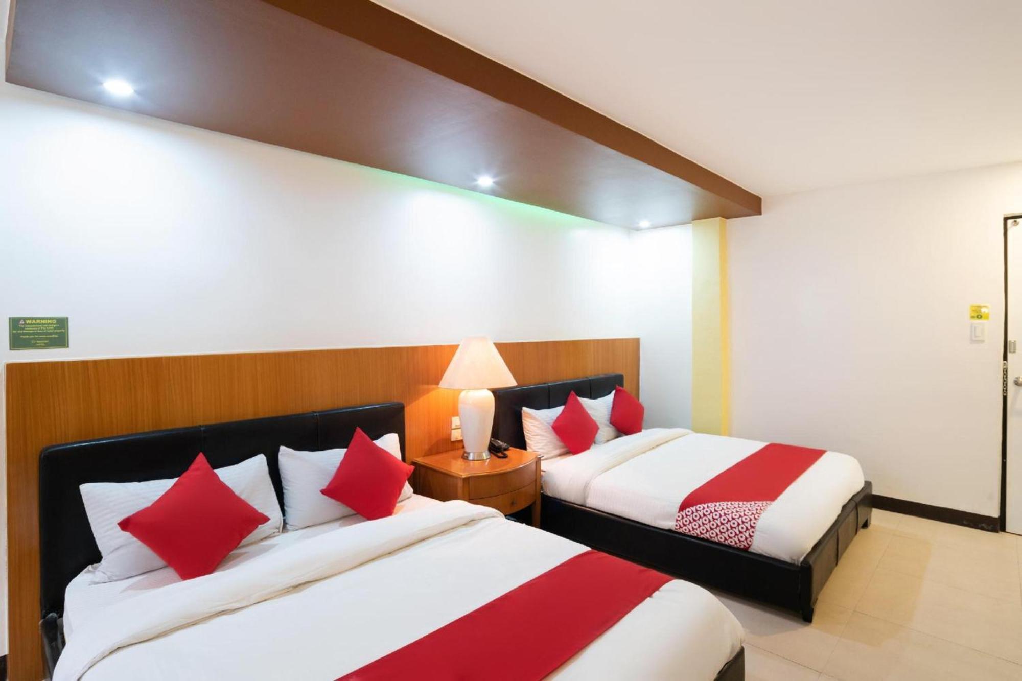 Oyo 195 Ranchotel - Binan Luaran gambar