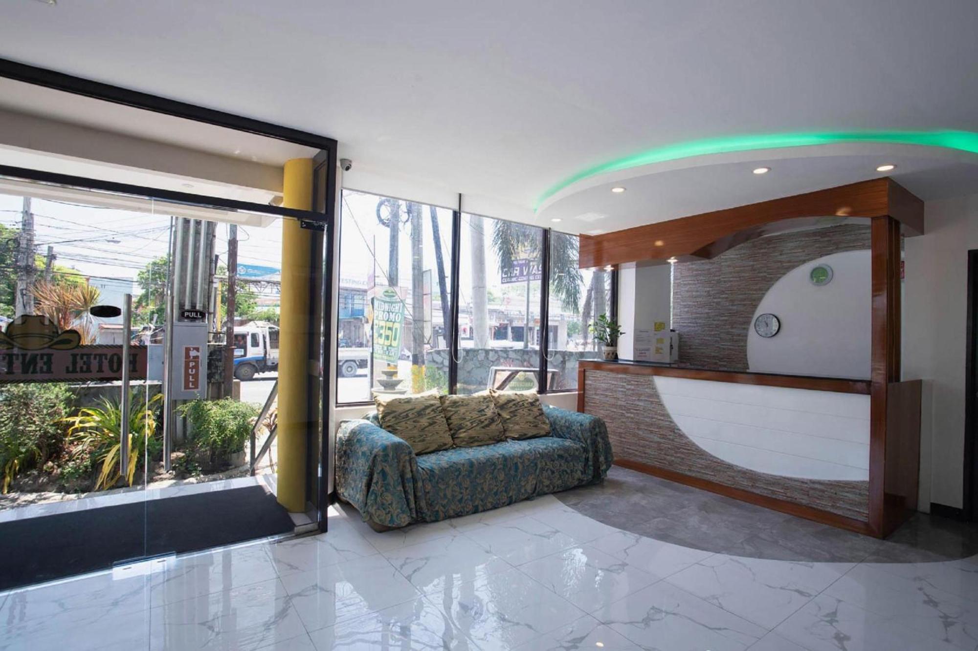 Oyo 195 Ranchotel - Binan Luaran gambar
