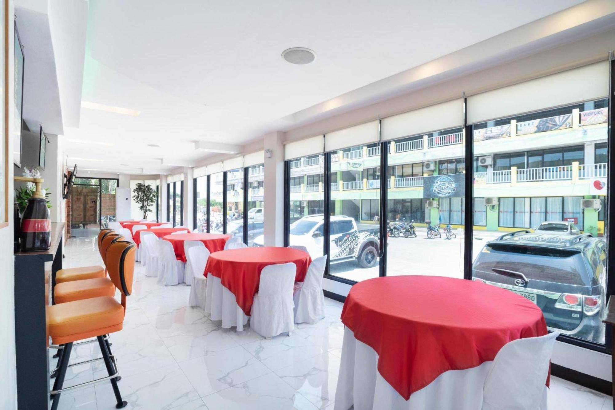 Oyo 195 Ranchotel - Binan Luaran gambar