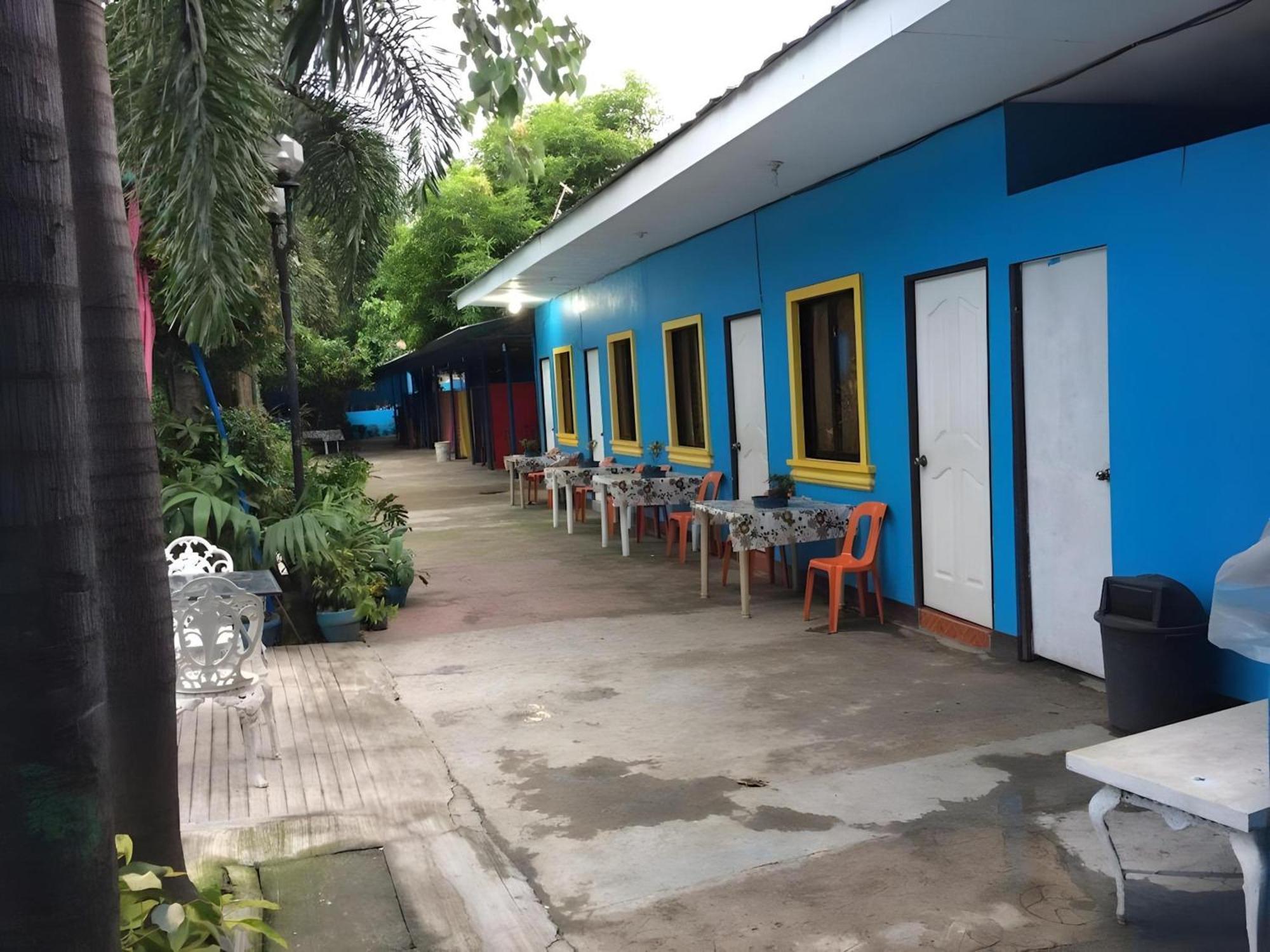 Oyo 195 Ranchotel - Binan Luaran gambar